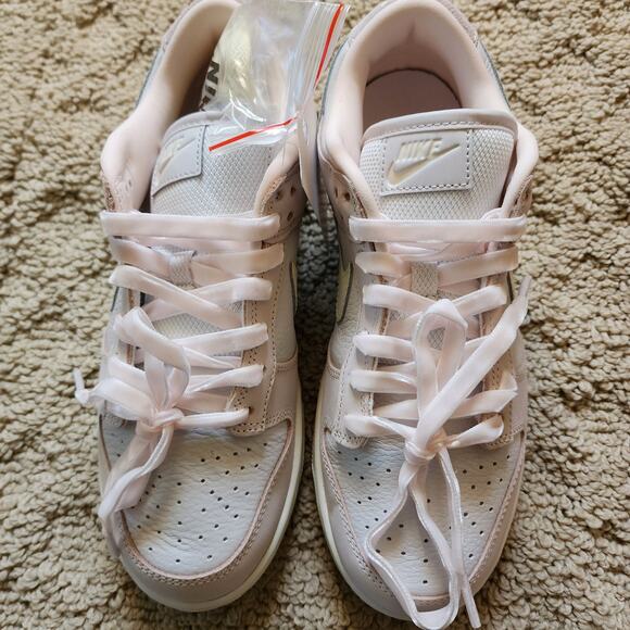 Wmns Nike Dunk Low Light Soft Pink Brand New Sz 8.5 - Picture 4 of 9